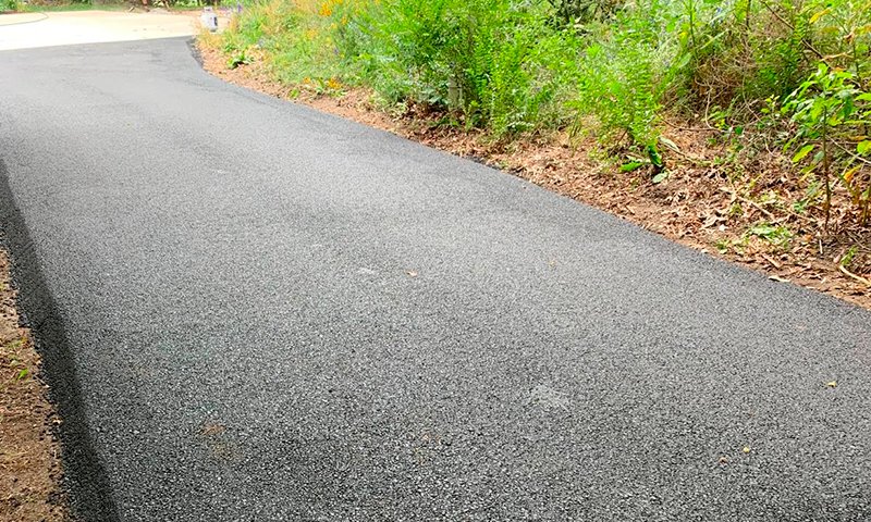 Asphalt Driveway example 3
